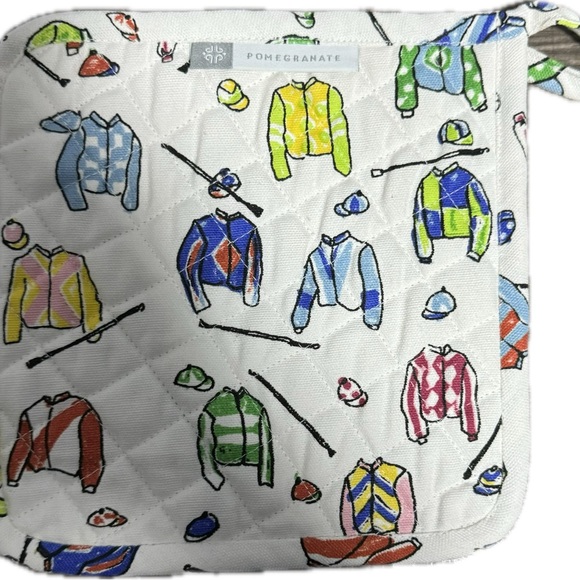 Equestrian🐴 Kitchen👩🏼‍🍳 - Picture 3 of 4